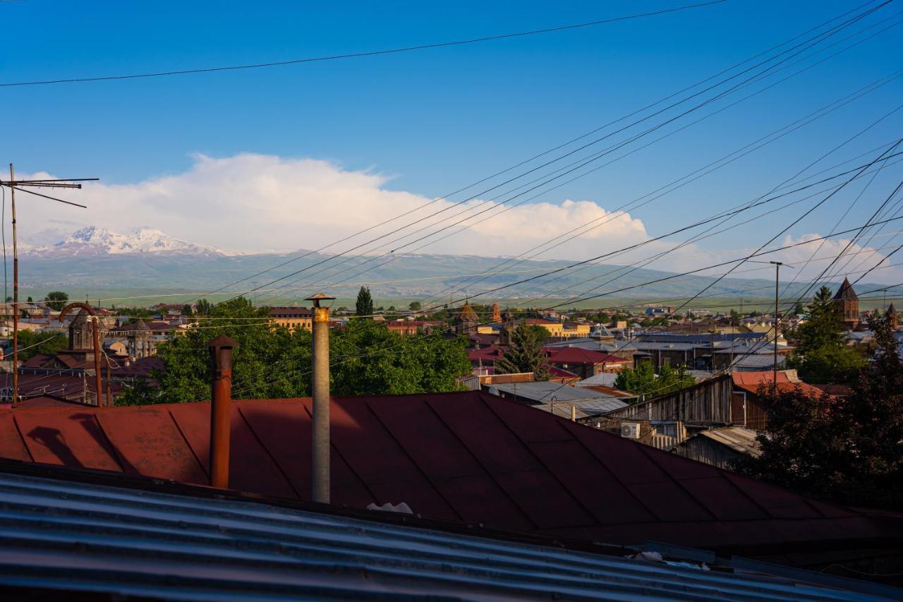 Kumayri Suite Balcony View Gjoemri Buitenkant foto